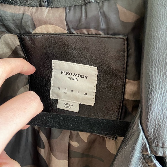 Vero Moda Faux Leather Moto Jacket - Picture 4 of 9